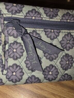 ✨ Retired Vera Bradley Trifold Wallet